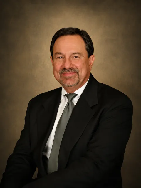 Portrait of Roger Bean